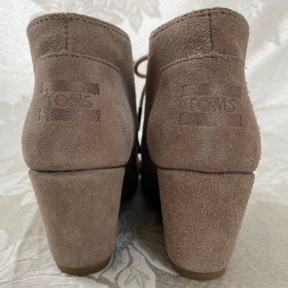 TOMS Suede Leather Wedge Booties Lace Up Boots Shoes 6.5 - Picture 7 of 16